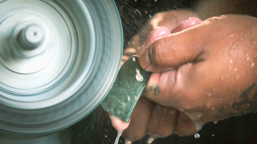 He mahi pounamu: Chance to give pounamu carving a go